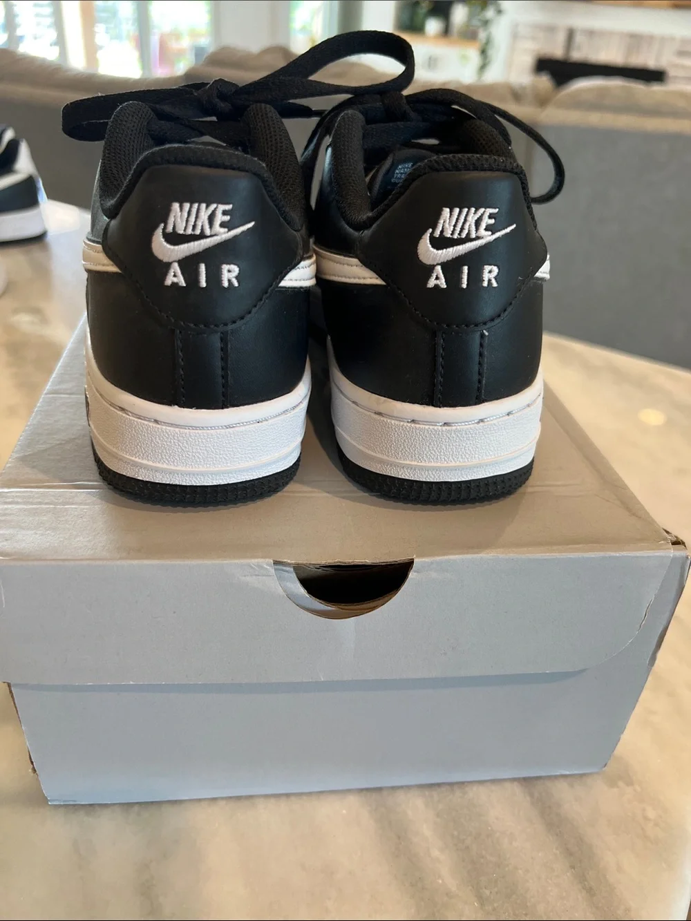 Nike Air Force 1 Black & White